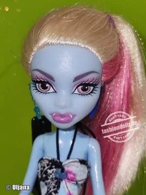 Monster High - Skull Shores Abbey Bominable #W9184
